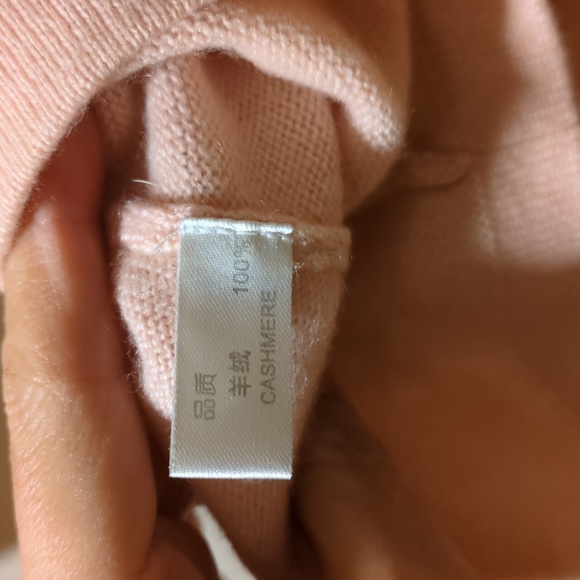 ❄️Women's 100% Cashmere Sweater - Light Pink - Picture 5 of 7